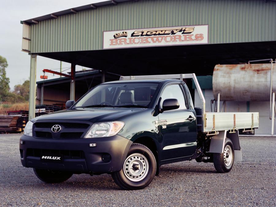  Toyota Hilux Single Cab Chassis 2005 года  (AU) (фото 2 из 3)